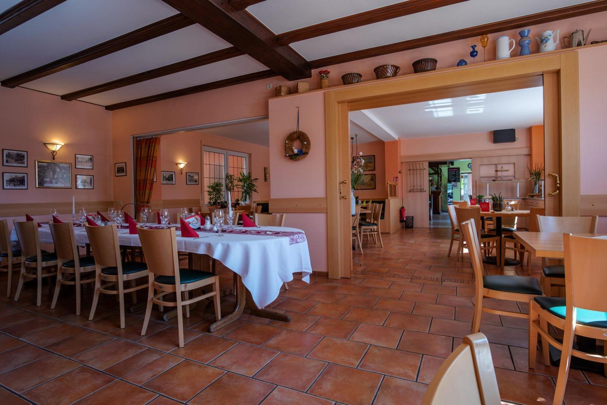 Restaurant & Hotel Storchenklause Storkow  Buitenkant foto